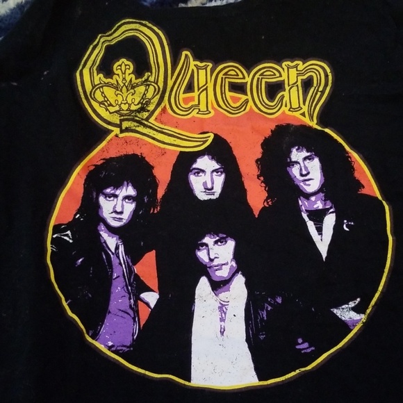 Queen tank top large - Picture 2 of 3